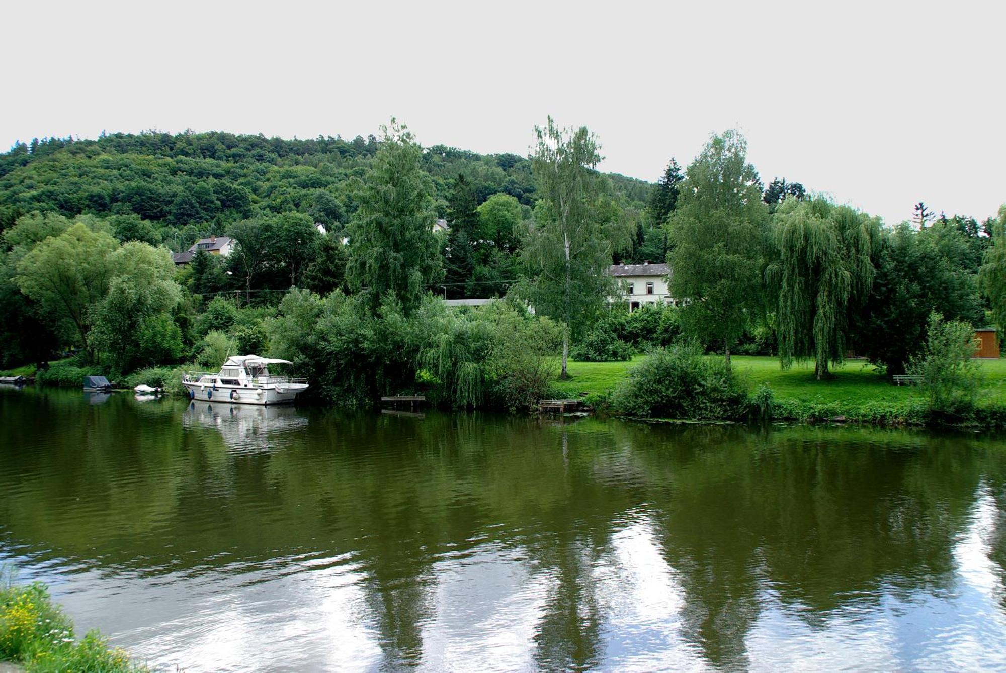 Gaestehaus Ina-Maria, Apartments Obernhof Bagian luar foto